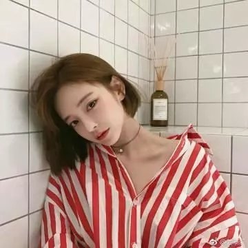 小白的男神爹地第二季封面